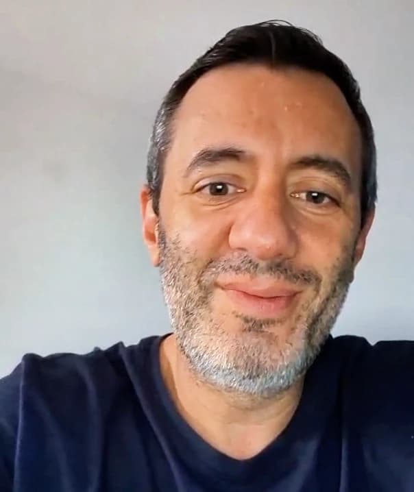 Retrato de Tiago Dell'Osso